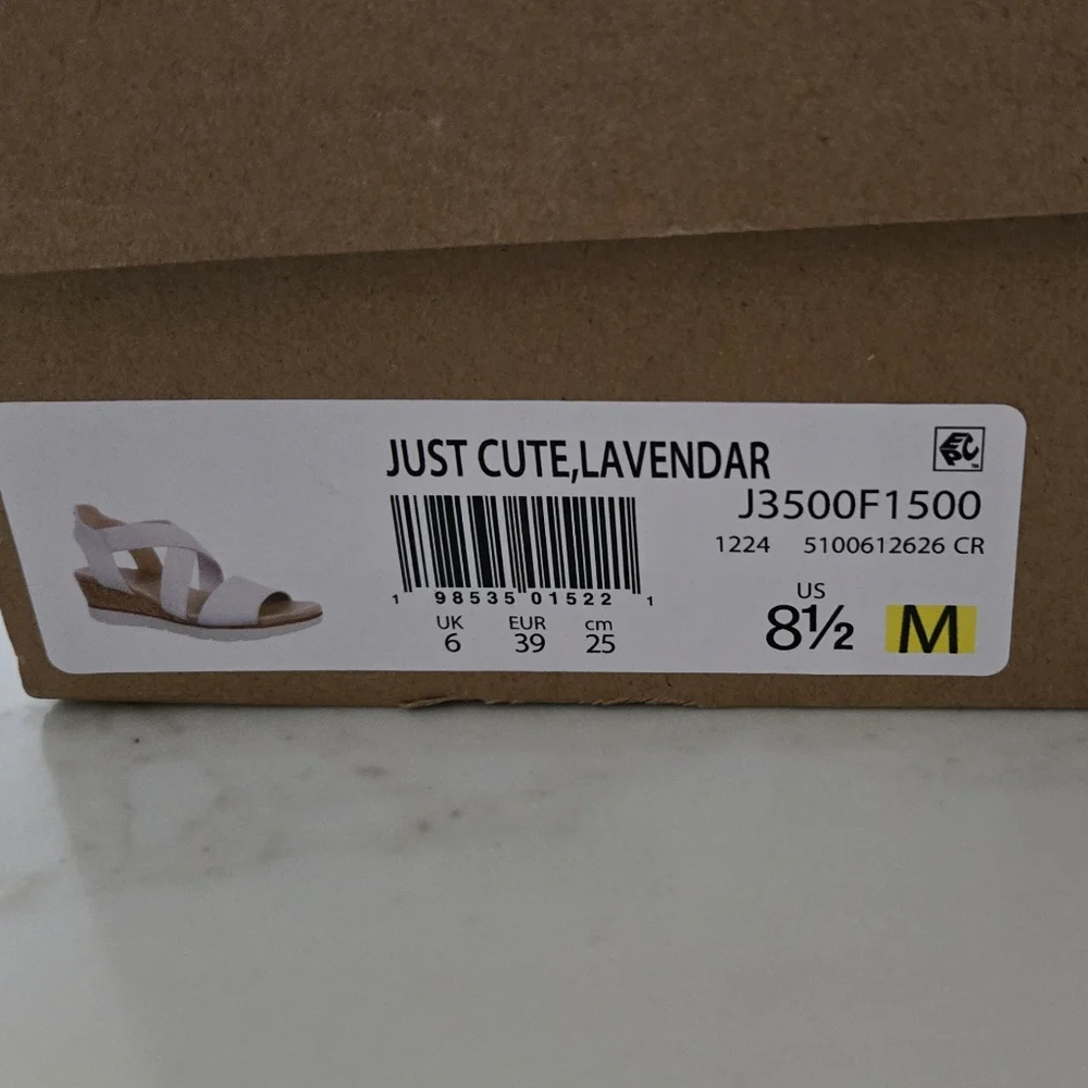 NWT Dr. Scholls Wedges